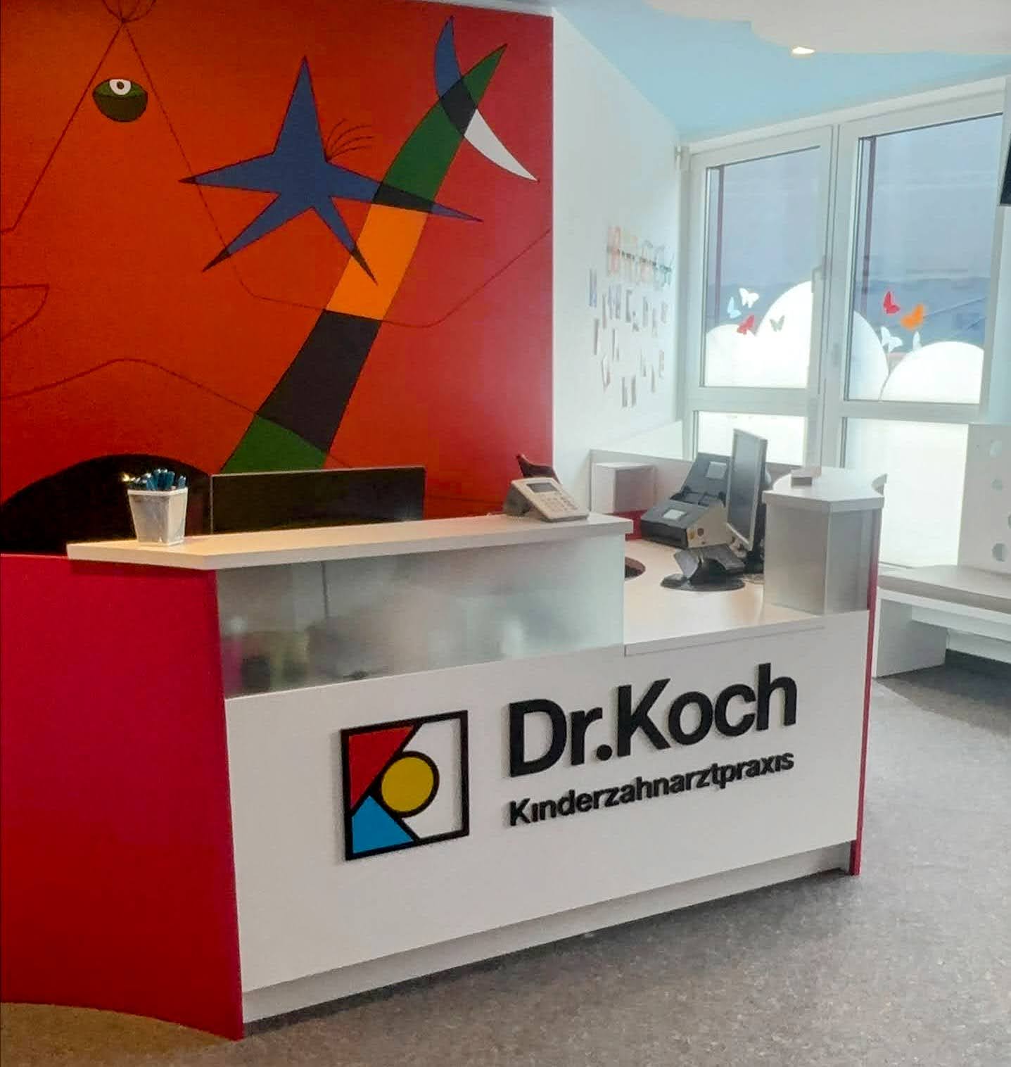 Rezeption Kinderzahnarztpraxis Dr. Koch Herne